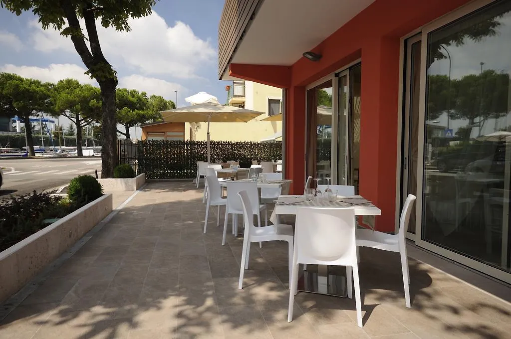 Locanda Dogana Пескьера-дель-Гарда 0*,